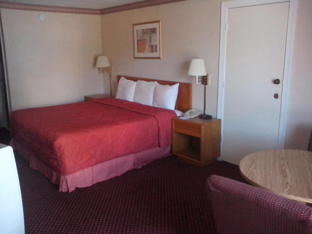 Regency Inn Richmond Dumbarton Exterior foto